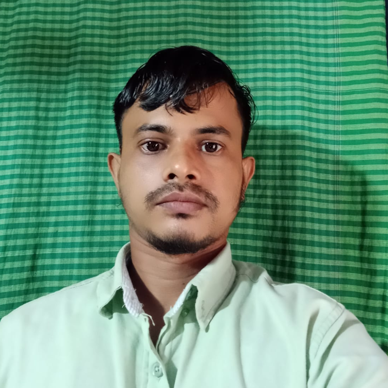 মোঃ এমদাদুল খান